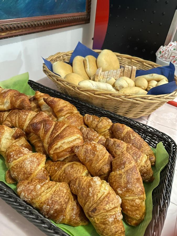 Albergo B&B Serafini ريميني المظهر الخارجي الصورة